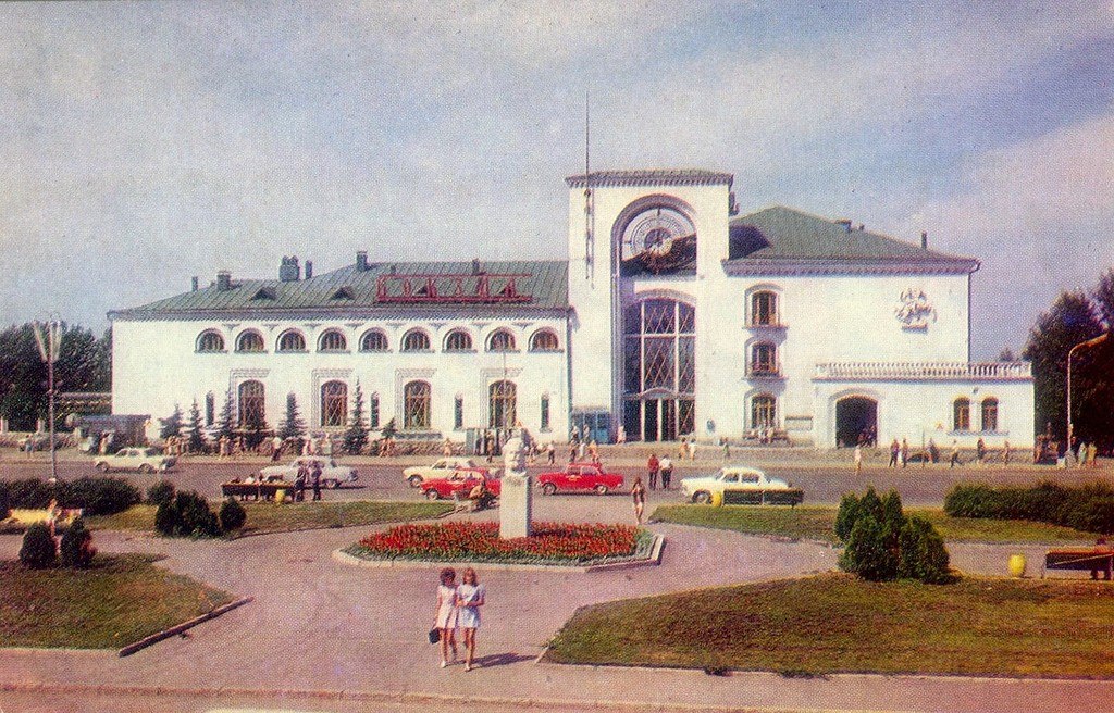 Вокзальная площадь