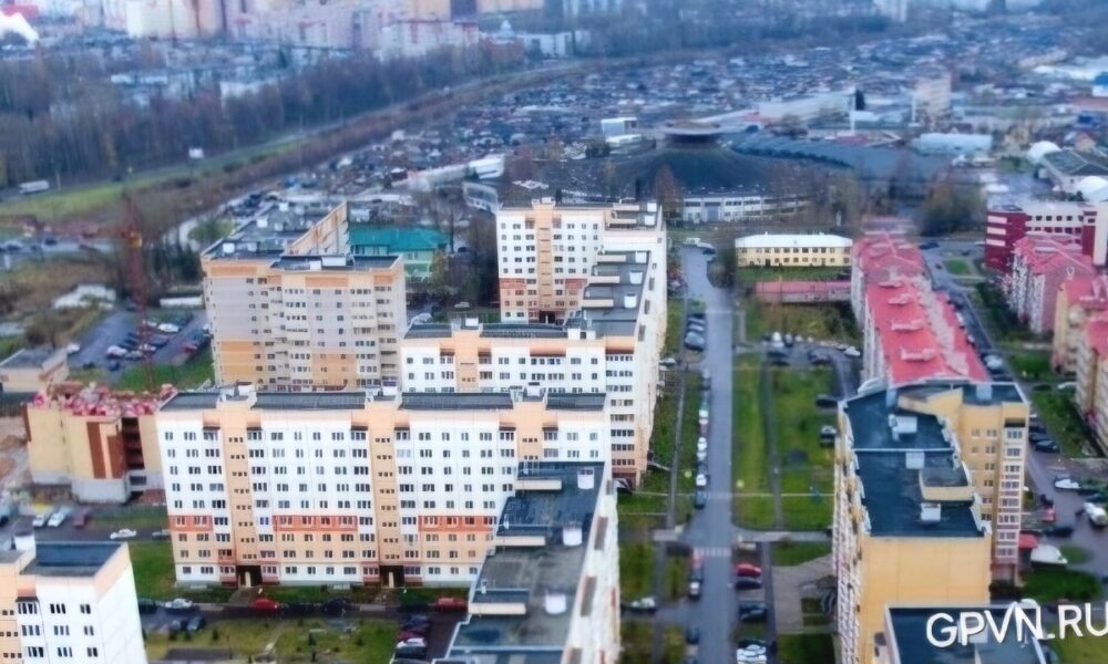 Круглый гараж в Великом Новгороде предложили превратить в туристический центр