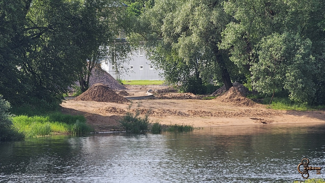 Красный берег в Старой Руссе