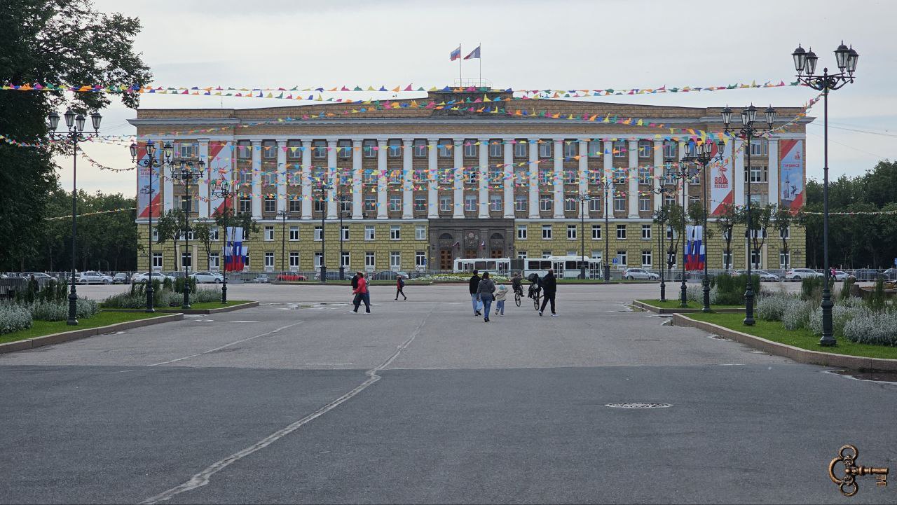 Минстрой РФ поддержал концепцию развития площади Победы-Софийской