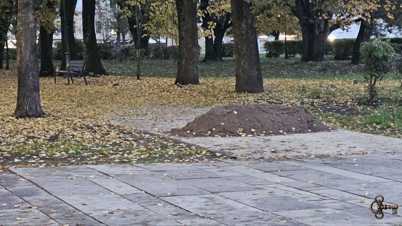 Песок на Ярославовом дворище