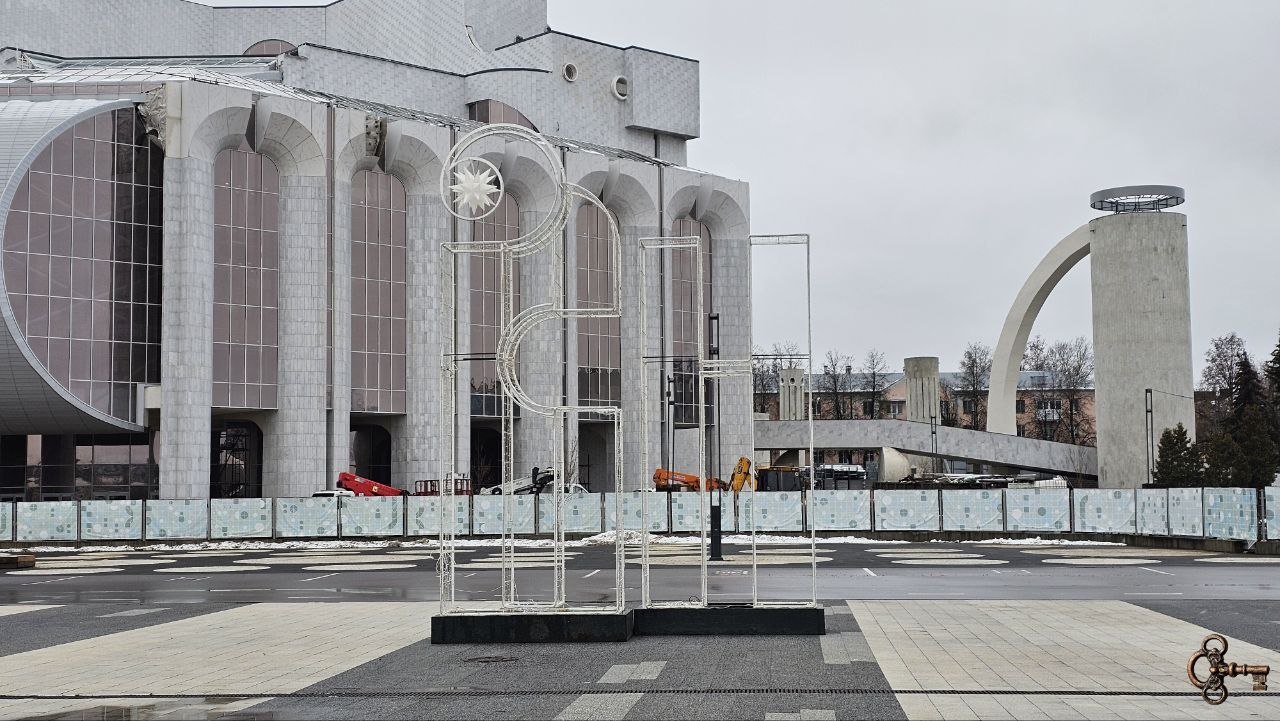 Новогодние украшения Великого Новгорода