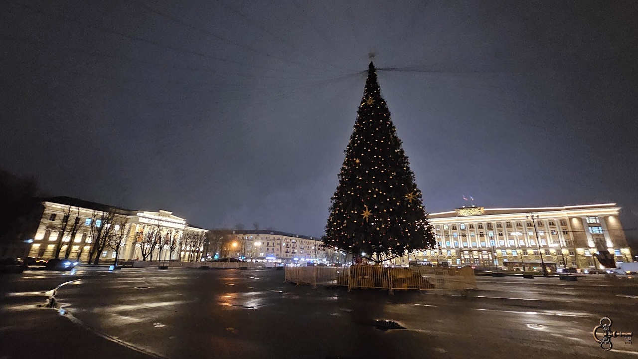Площадь Победы-Софийская сохранит новогодние функции после реконструкции