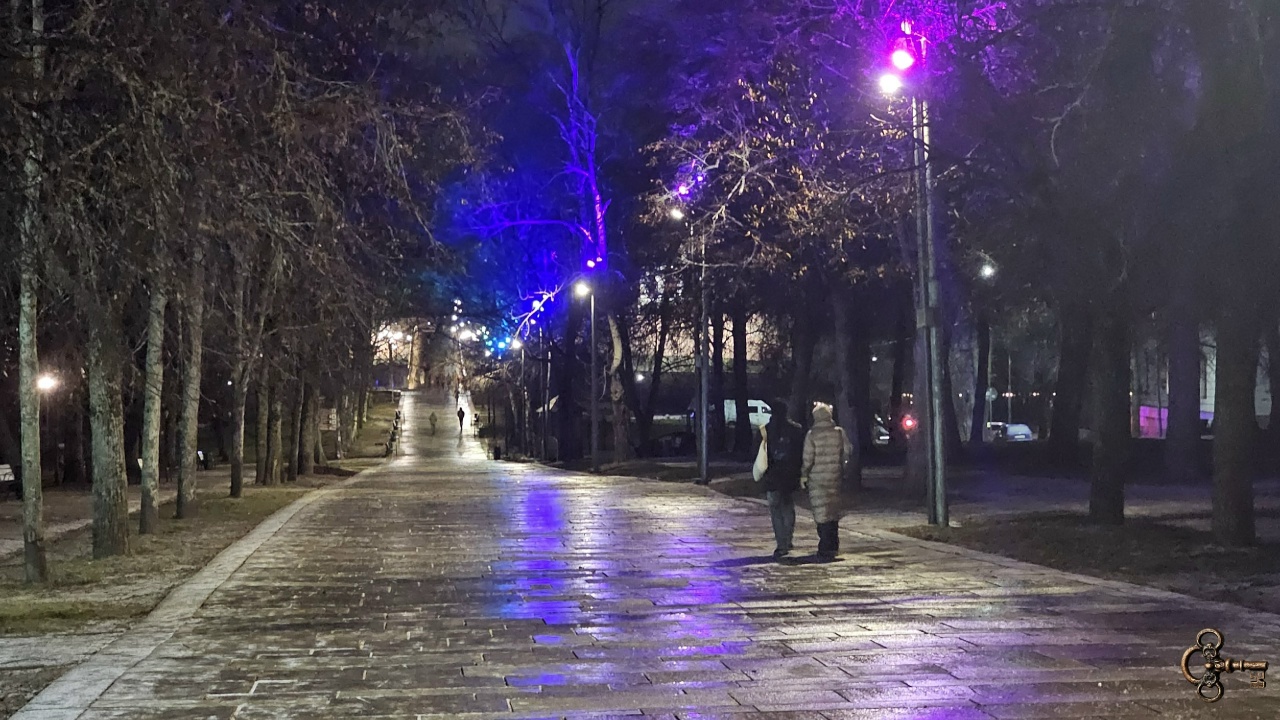 Подсветка аллеи