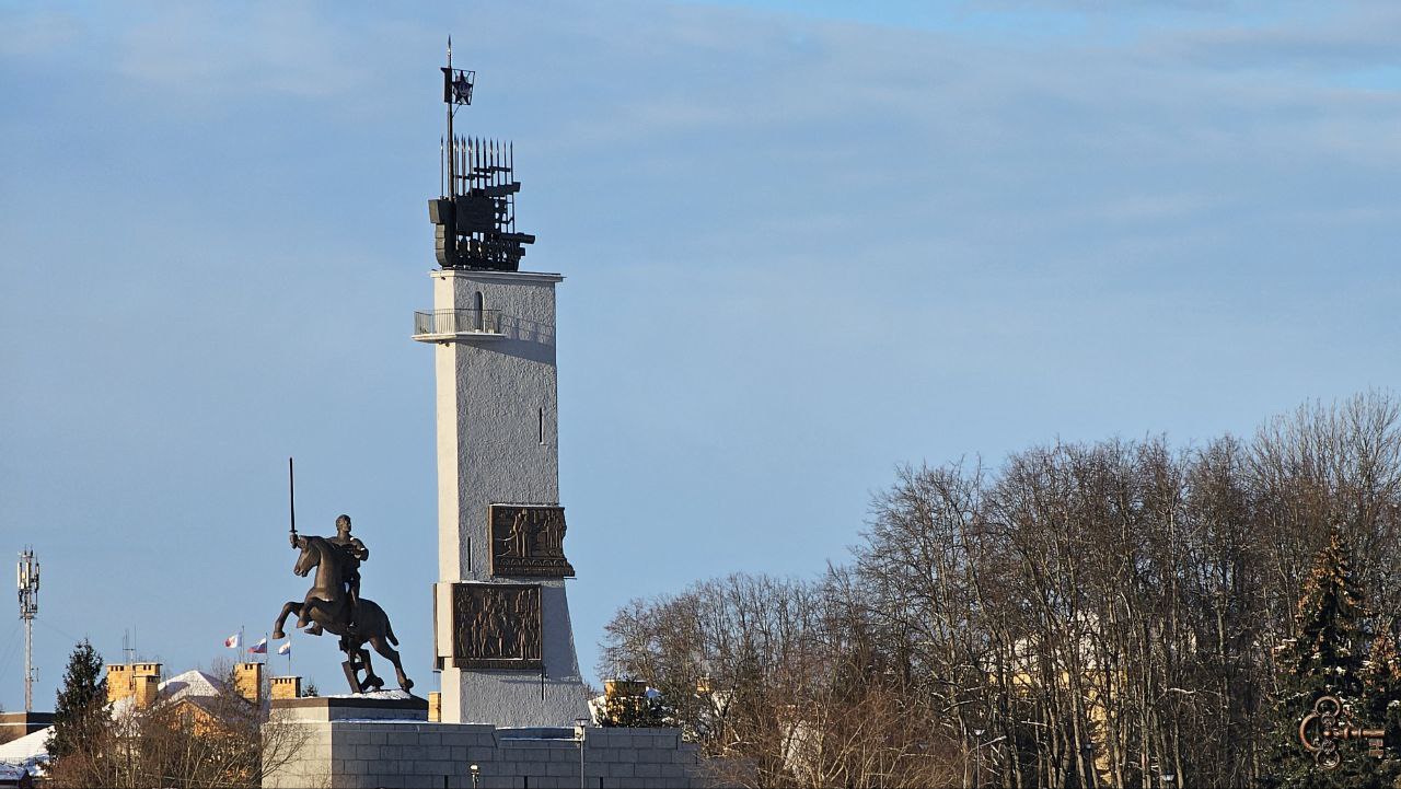 Монумент Победы