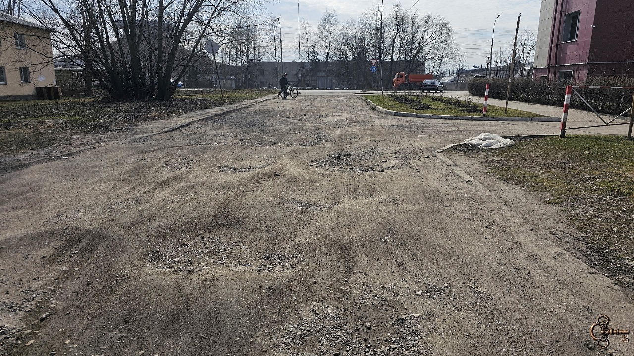 Подрядчик должен будет отремонтировать проезды к сентябрю