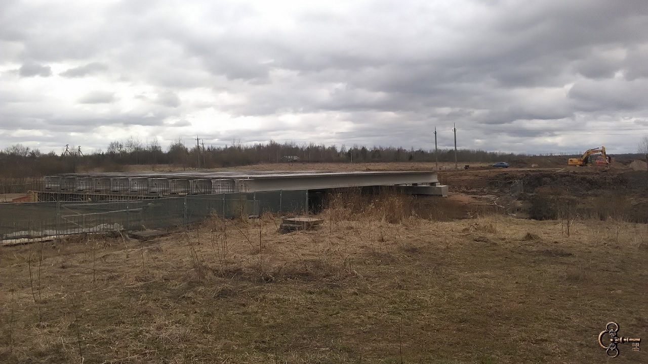 Продолжается строительство моста через Веряжу