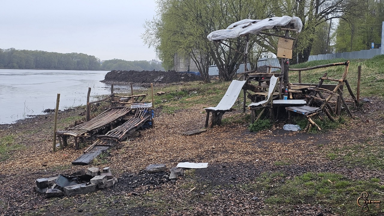 Новгородцы самостоятельно начали благоустраивать «Антониевскую набережную»