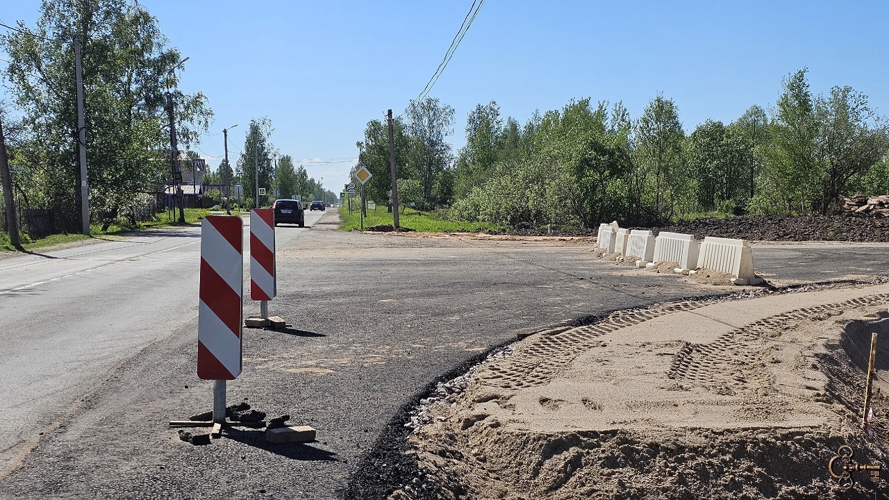 Подъезд к аэродрому Кречевицы